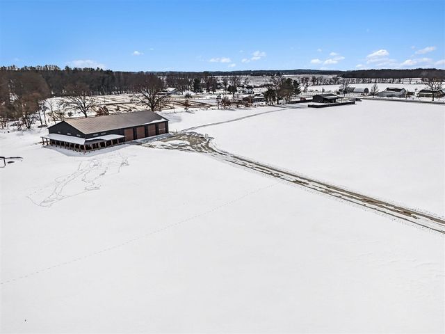 17895 Marl Lake Road, White Pigeon, MI 49099
