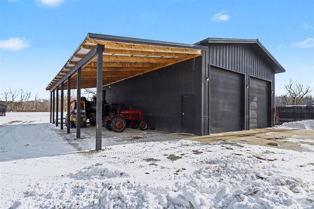 17895 Marl Lake Road, White Pigeon, MI 49099