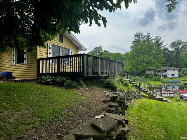 7114 Locust Lake West Drive, Spencer, IN 47460