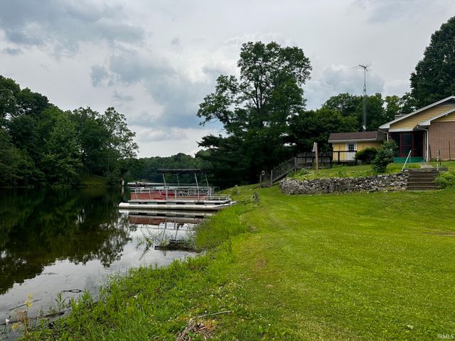 7114 Locust Lake West Drive, Spencer, IN 47460