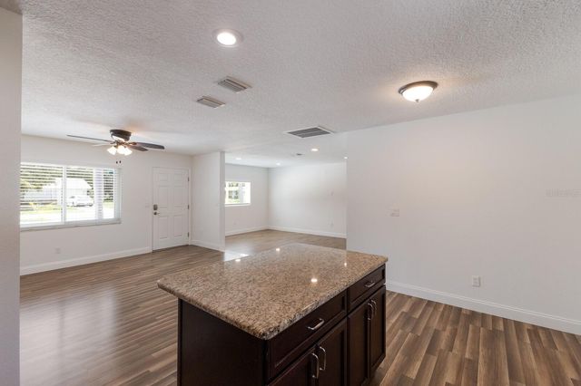 4312 3RD AVENUE NW, Bradenton, FL 34209