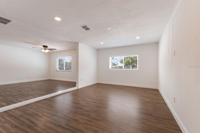 4312 3RD AVENUE NW, Bradenton, FL 34209