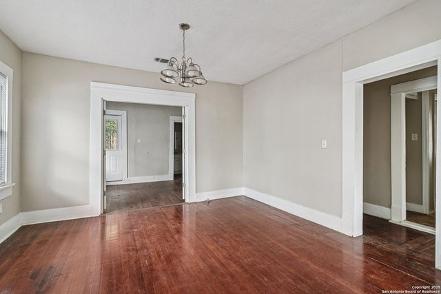 119 Cincinnati, San Antonio, TX 78201