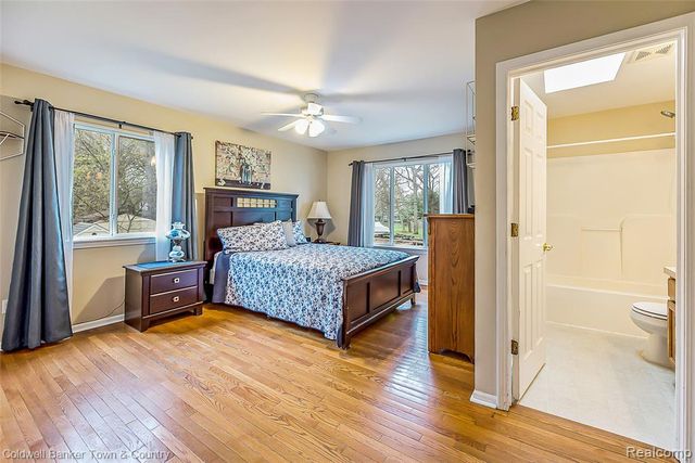3268 Orchard Drive, Pinckney, MI 48169
