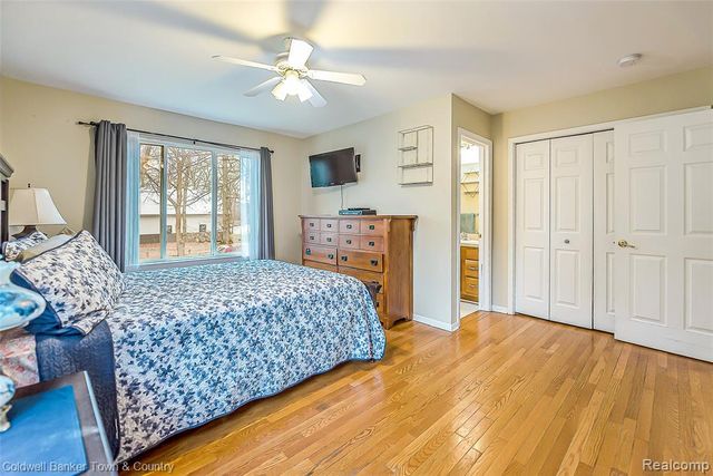 3268 Orchard Drive, Pinckney, MI 48169