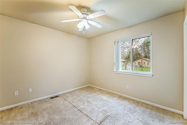 3268 Orchard Drive, Pinckney, MI 48169