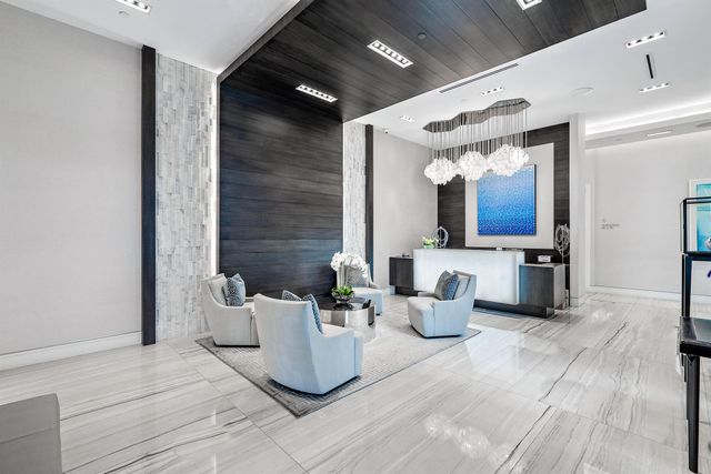 1 Water Club Way 704, North Palm Beach, FL 33408