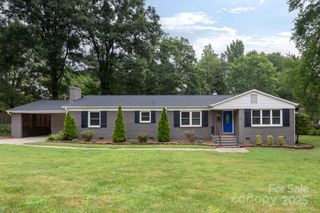 4643 Addison Drive, Charlotte, NC 28211