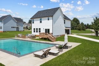 103 Dublin Court, Statesville, NC 28677