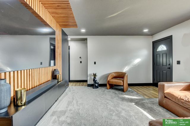 7352 La Vista Drive, La Vista, NE 68128