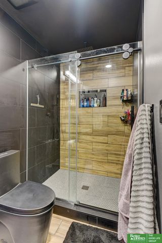 7352 La Vista Drive, La Vista, NE 68128