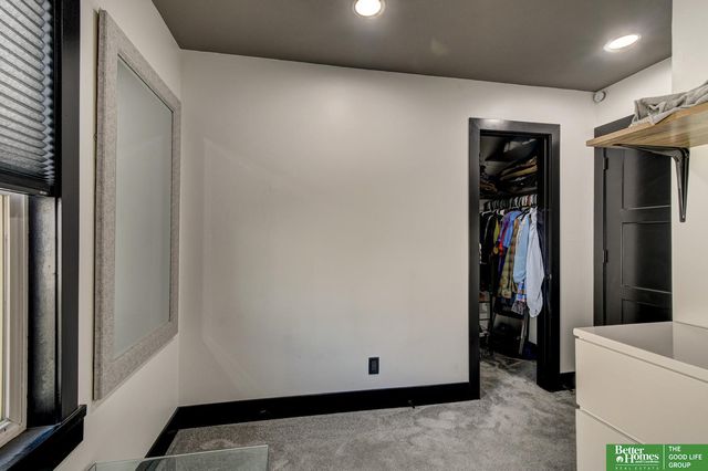 7352 La Vista Drive, La Vista, NE 68128