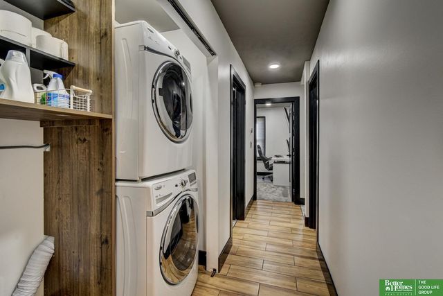 7352 La Vista Drive, La Vista, NE 68128