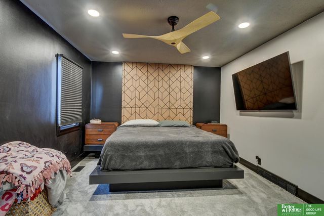 7352 La Vista Drive, La Vista, NE 68128