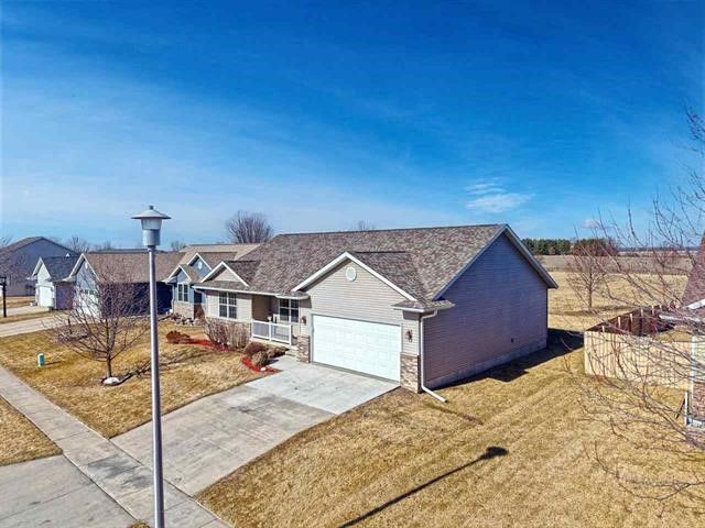 1490 Fawn Drive, North Liberty, IA 52317
