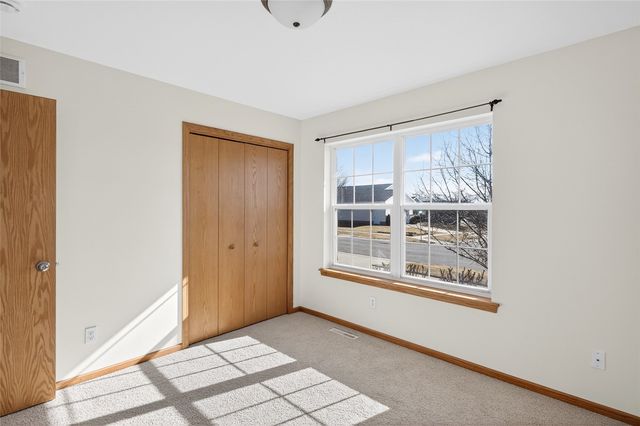 1490 Fawn Drive, North Liberty, IA 52317