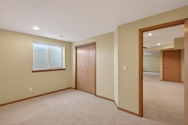 1490 Fawn Drive, North Liberty, IA 52317