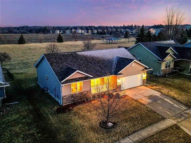 1490 Fawn Drive, North Liberty, IA 52317