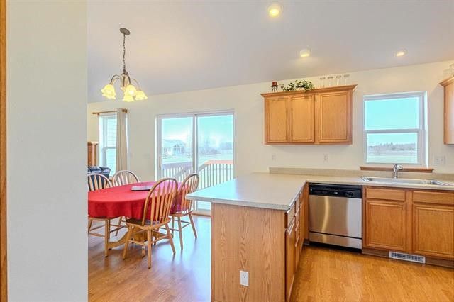 1490 Fawn Drive, North Liberty, IA 52317