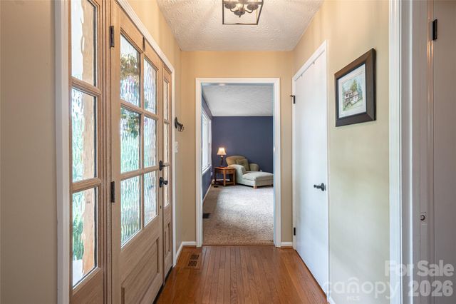 24 Audubon Drive, Asheville, NC 28804