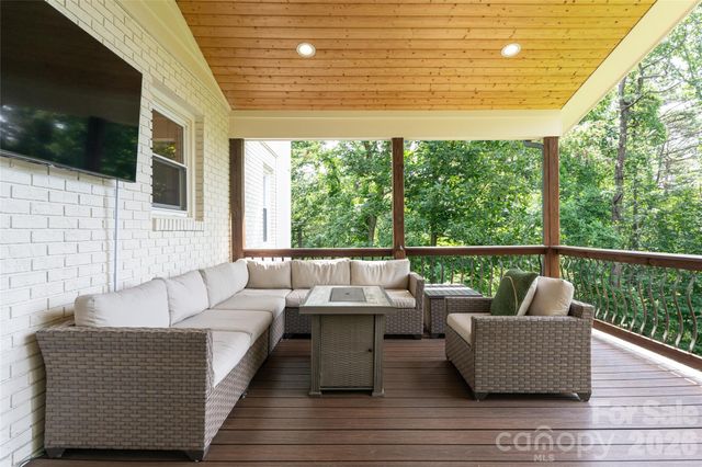 24 Audubon Drive, Asheville, NC 28804