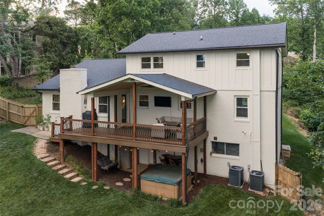 24 Audubon Drive, Asheville, NC 28804