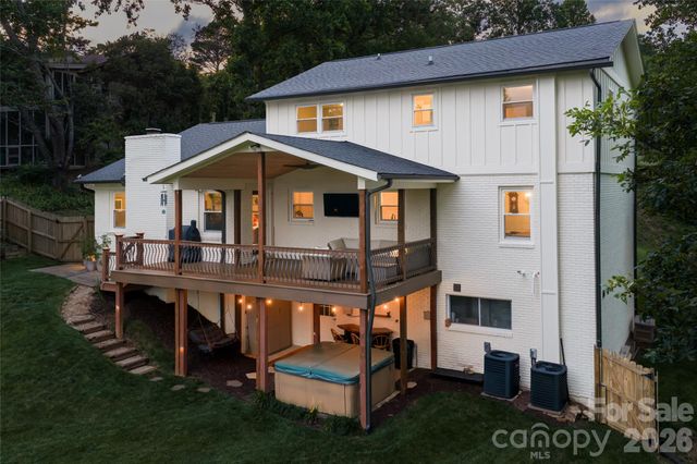 24 Audubon Drive, Asheville, NC 28804