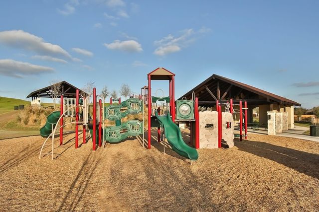 21015 Solstice Point Drive, Hockley, TX 77447