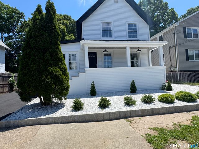 202 Goddard Avenue, Bridgeport, CT 06610