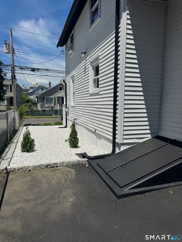 202 Goddard Avenue, Bridgeport, CT 06610