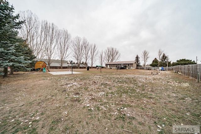 835 E 1400 N, Shelley, ID 83274