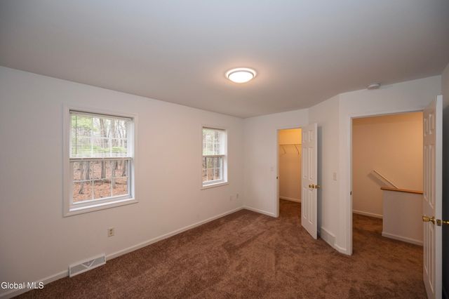 33 Cambridge Drive, Halfmoon, NY 12065