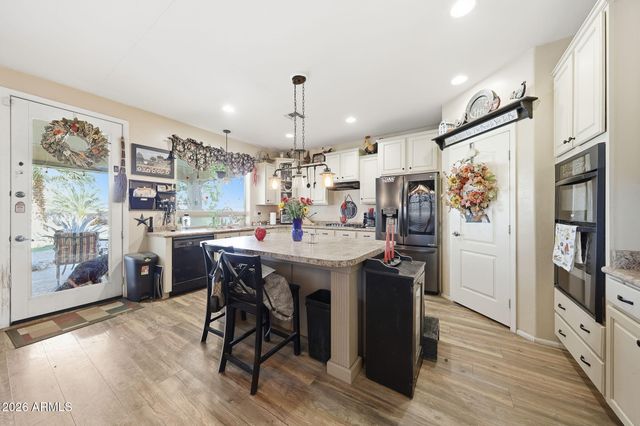 1915 N Maria Avenue, Casa Grande, AZ 85122