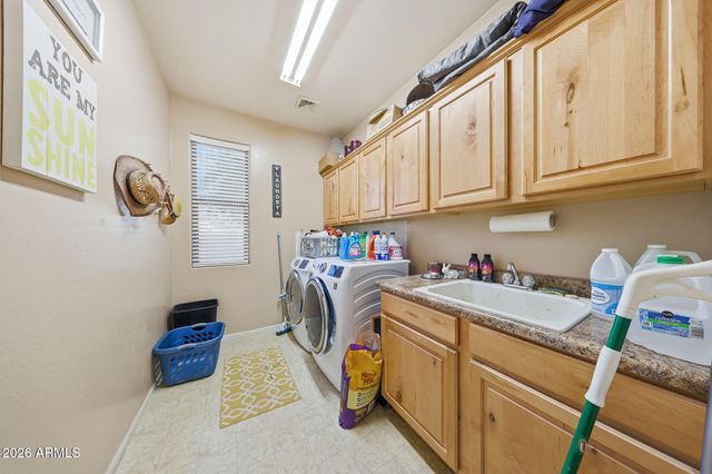 1915 N Maria Avenue, Casa Grande, AZ 85122