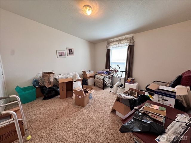 528 N 7th Avenue, Sequim, WA 98382