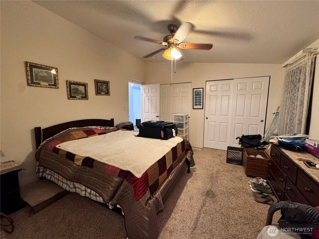 528 N 7th Avenue, Sequim, WA 98382