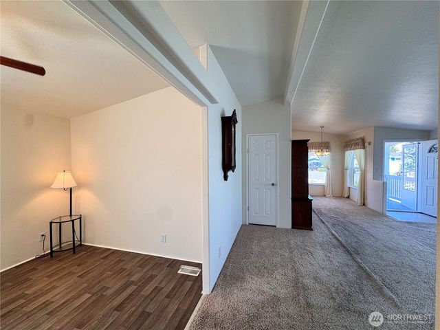 528 N 7th Avenue, Sequim, WA 98382