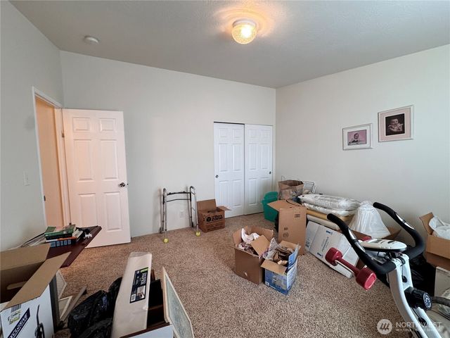 528 N 7th Avenue, Sequim, WA 98382