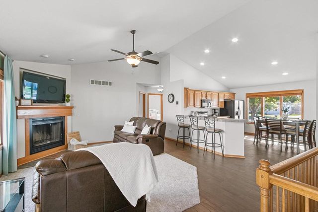 4229 Baybrook Drive, Janesville, WI 53546