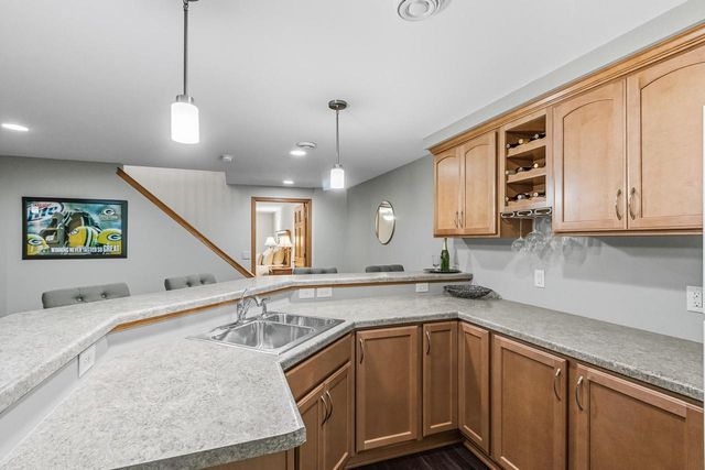 4229 Baybrook Drive, Janesville, WI 53546