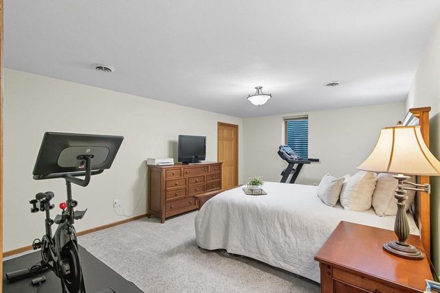 4229 Baybrook Drive, Janesville, WI 53546