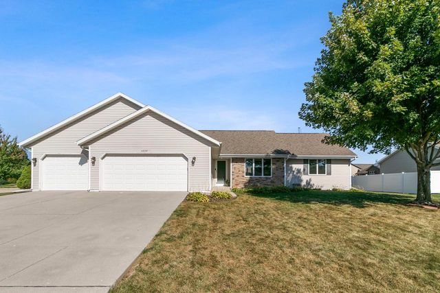 4229 Baybrook Drive, Janesville, WI 53546