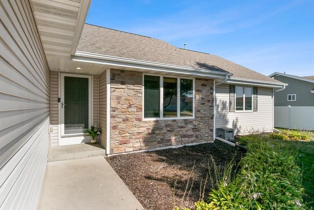 4229 Baybrook Drive, Janesville, WI 53546