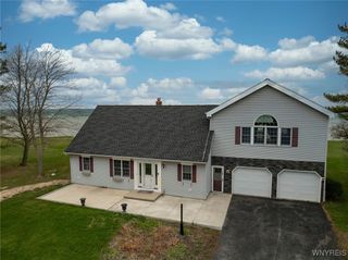 2765 West Lake Road, Wilson, NY 14172