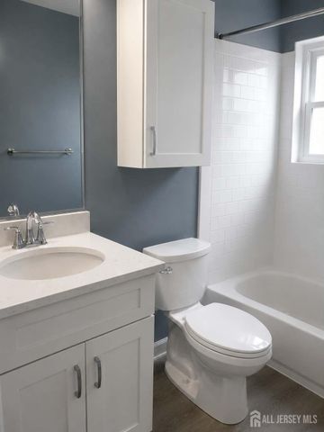 289 Main Street 4R, Spotswood, NJ 08884
