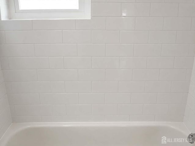 289 Main Street 4R, Spotswood, NJ 08884