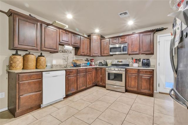 600 N Dallas Avenue, Moore, OK 73160