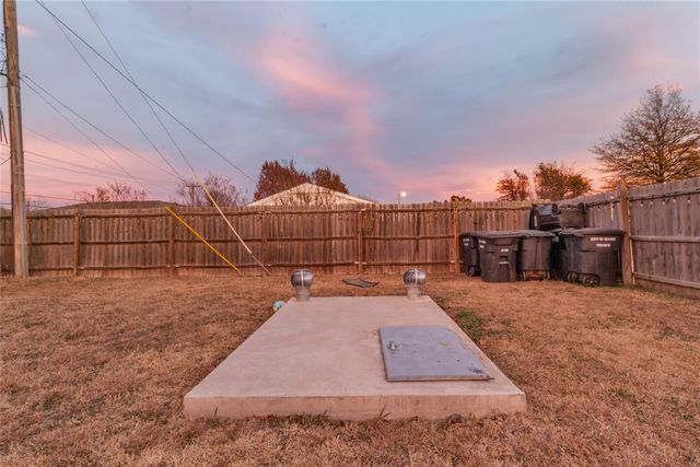 600 N Dallas Avenue, Moore, OK 73160