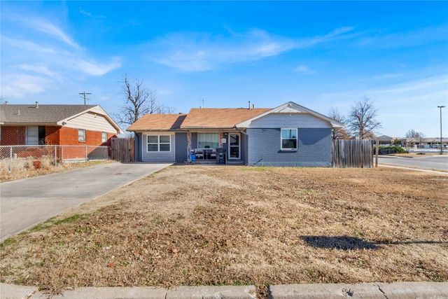 600 N Dallas Avenue, Moore, OK 73160