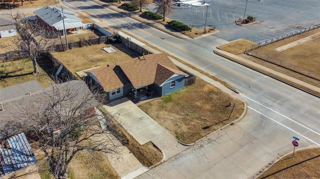 600 N Dallas Avenue, Moore, OK 73160